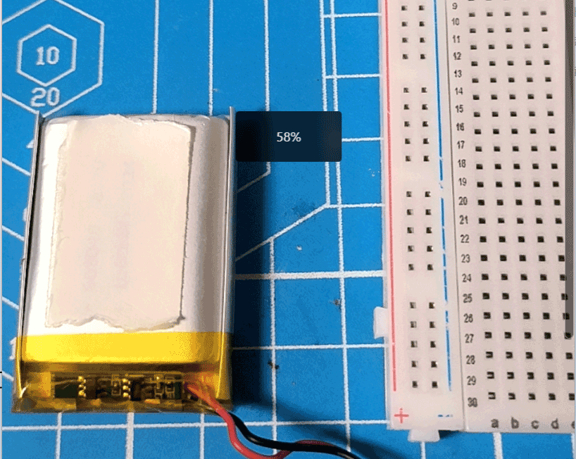 锂电池背面贴上双面胶